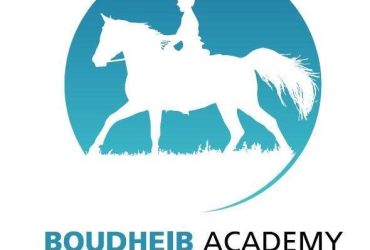 50 فارساً يتنافسون في البطولة الأولى لالتقاط الأوتاد في أبوظبي