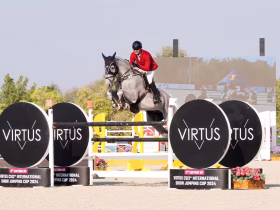 الفارس السوري ياسر المصري يتصدر نهائي بطولة فيرتوس