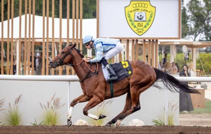 «إنديكيت» يتوج بطلاً لكأس نادي الوصل في مضمار جبل علي