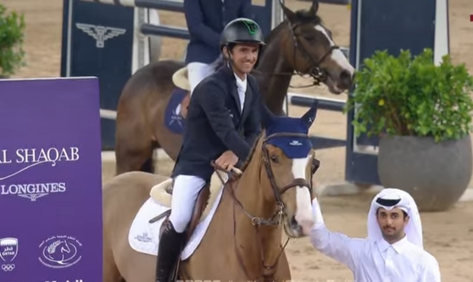 تكريم الفرسان الفائزين