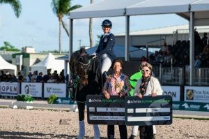 فازت سيلفين على صهوة الجواد سو بيرفكت