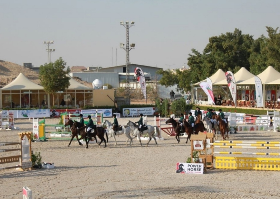 اقتراب انطلاق سباق غراند ناشيونال Grand National 2026