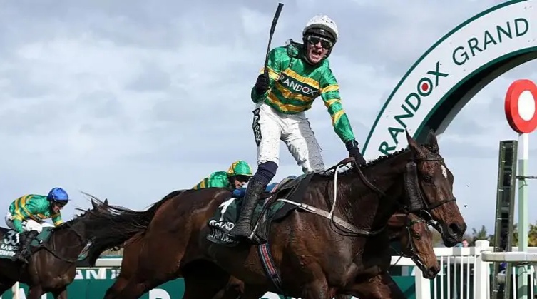 ماكسيموس يفوز بسباق جراند ناشيونال