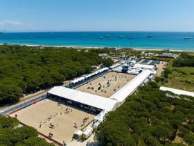 مسابقة دولية لقفز الحواجز بمدينة سان تروبيه الفرنسية