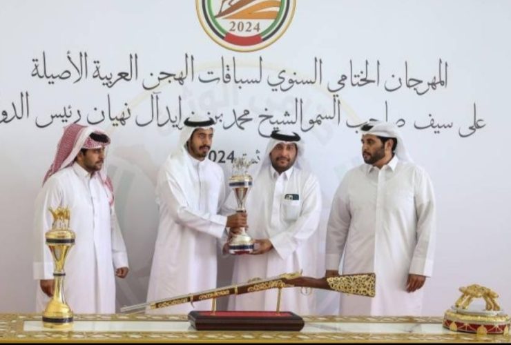 هجن الشحانية تحصد السيف الذهبي