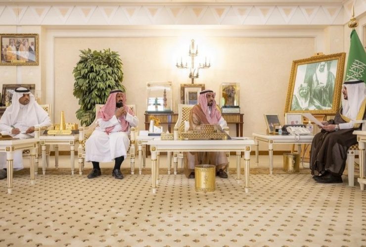 أمير القصيم يتابع تقدم مشروع ميدان «ريمات» للهجن