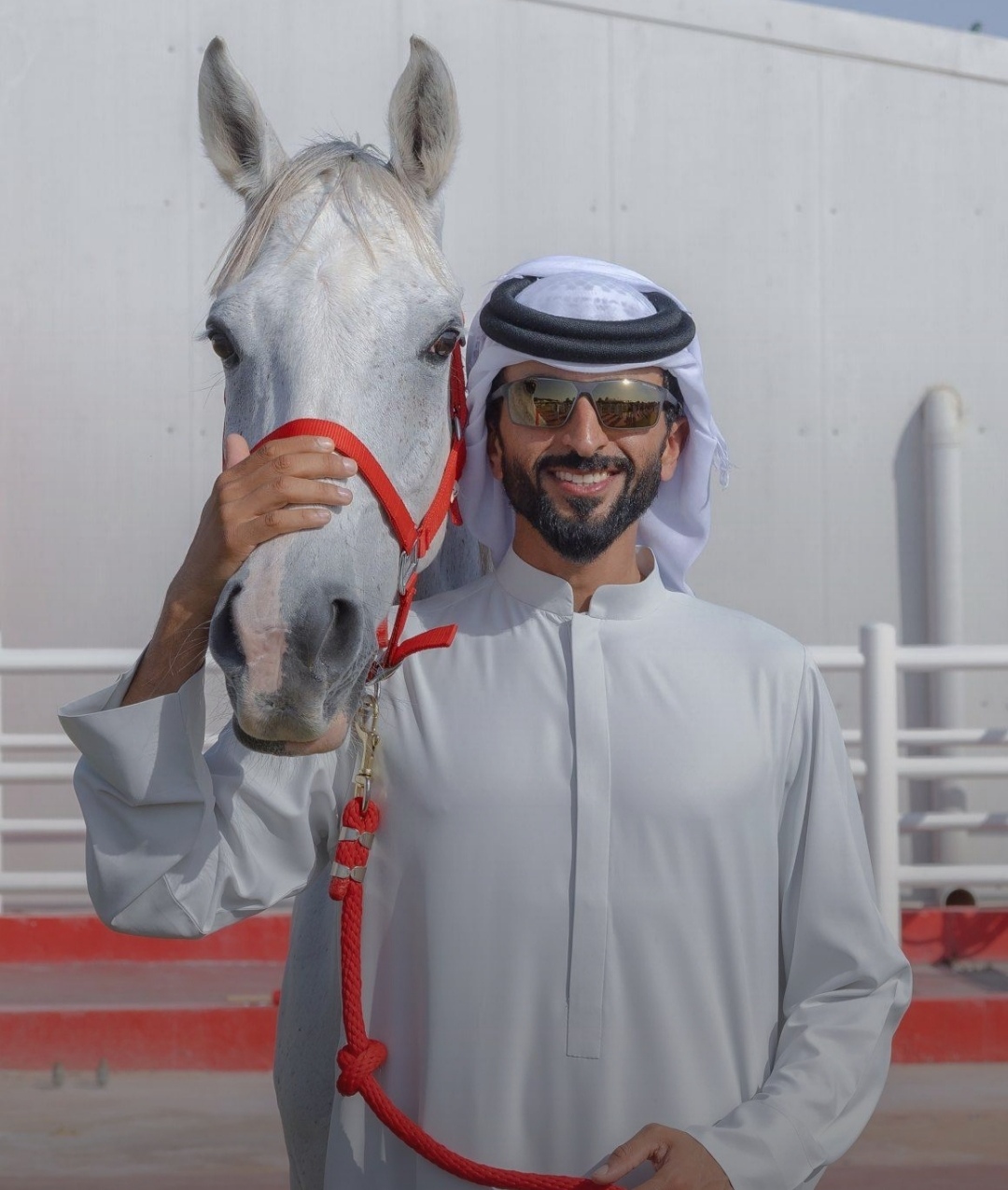 ناصر بن حمد يكشف تفاصيل إصابته