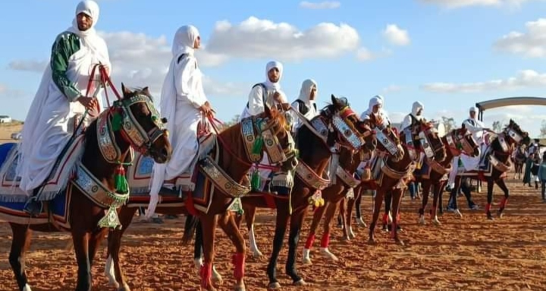 التقاط الأوتاد يثبت حضوره في ليبيا