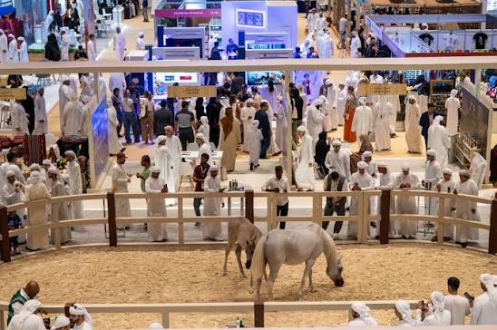 أبوظبي تدشن النسخة الـ23 من معرض الصيد والفروسية