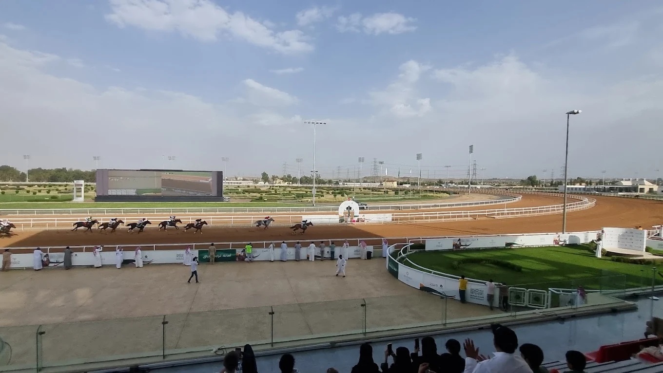كأس الشفا يرفع وتيرة المنافسة في أمسية الطائف الـ12