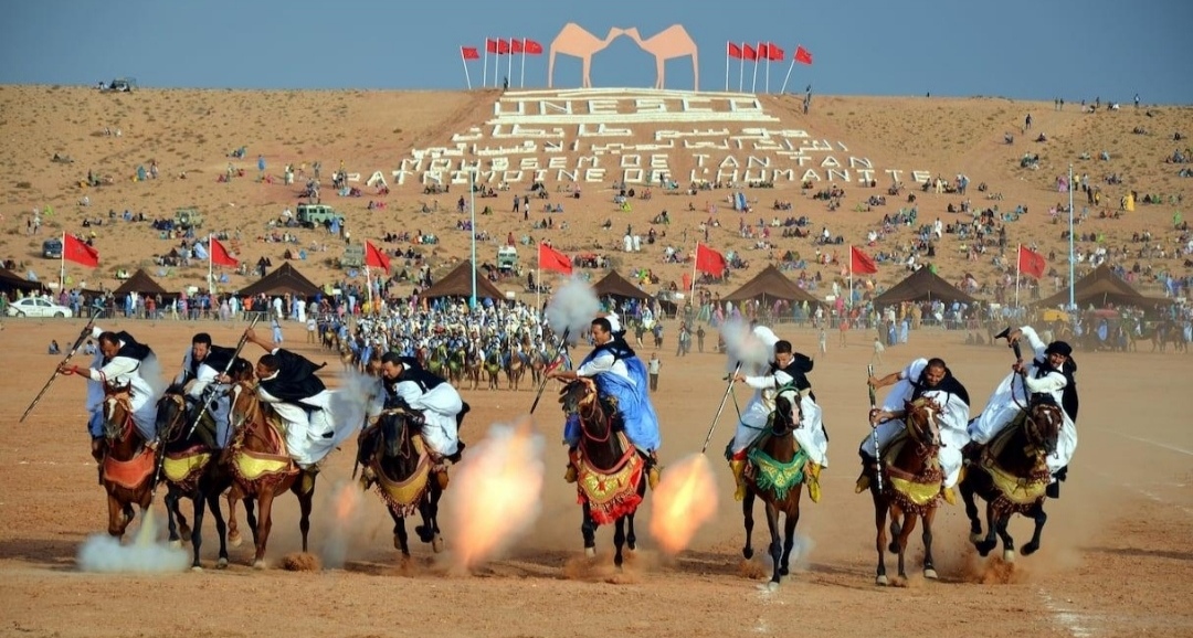 من ذاكرة الرحل إلى ميدان الفروسية.. موسم طانطان يحيي تراث الصحراء