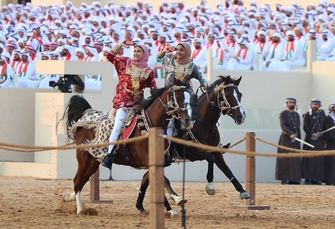 التشوليب يعود إلى المنافسة في أبوظبي بمشاركة الفرسان والفارسات