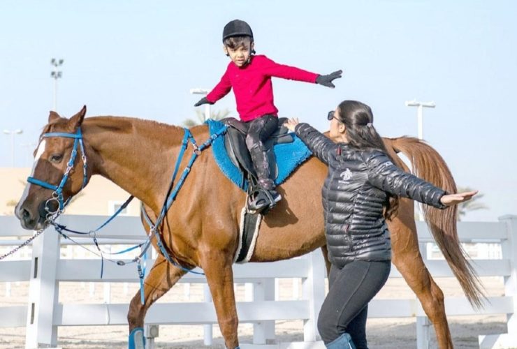 من ركوب الخيل إلى التأهيل: مبادرة جزائرية تفتح مساحة جديدة للأطفال المصابين بالتوحد والأمراض النادرة