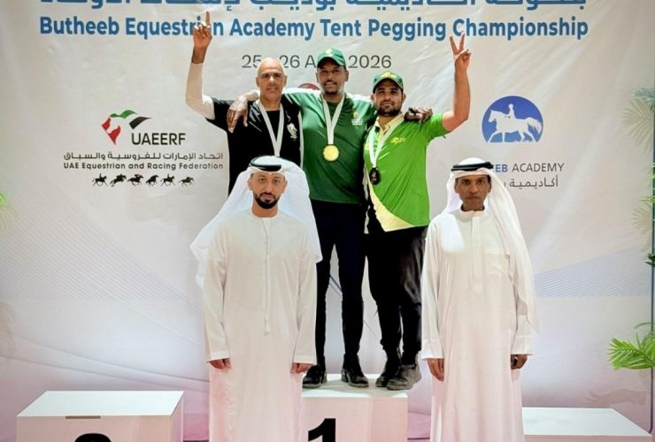 «سلطان» يحصد ذهبية الفرق في افتتاح موسم التقاط الأوتاد بالإمارات