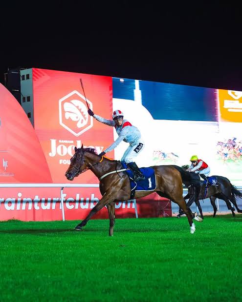 البحرين تستعد لانطلاق موسم اليوبيل الذهبي لسباقات الخيل